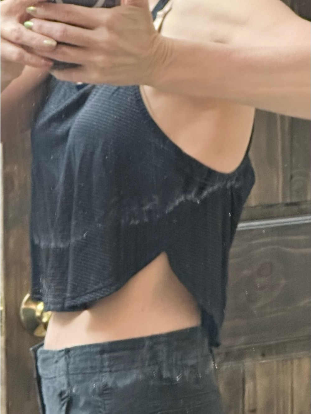 Lululemon Flowy Cropped Loose Fit Tank top size 6 - Picture 4 of 4